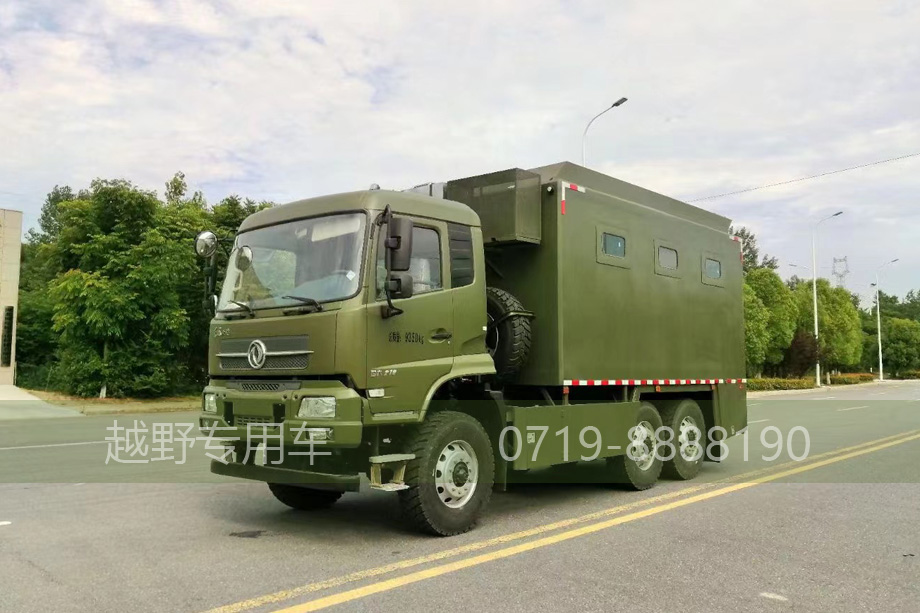 东风天锦炊事车,户外餐厨车,野外移动厨房