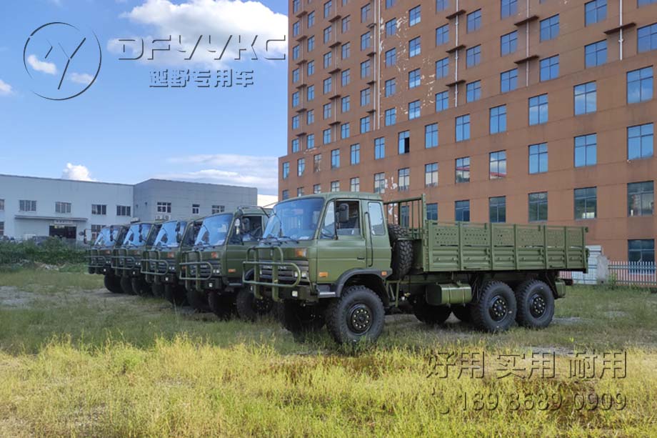 越野运兵车,EQ2070,东风军车,东风卡车出口